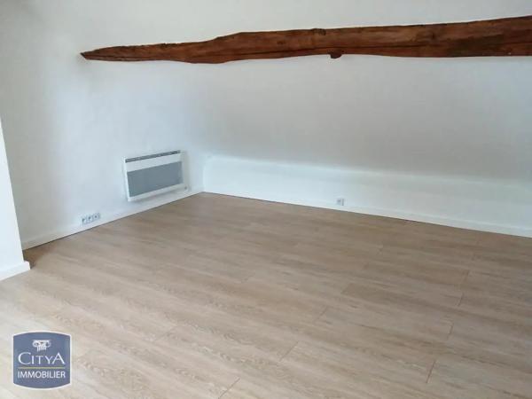 Maison à louer 3 pièces 43m² Saint-Jean-les-Deux-Jumeaux (77660)
