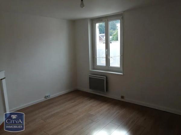 Maison à louer 3 pièces 43m² Saint-Jean-les-Deux-Jumeaux (77660)