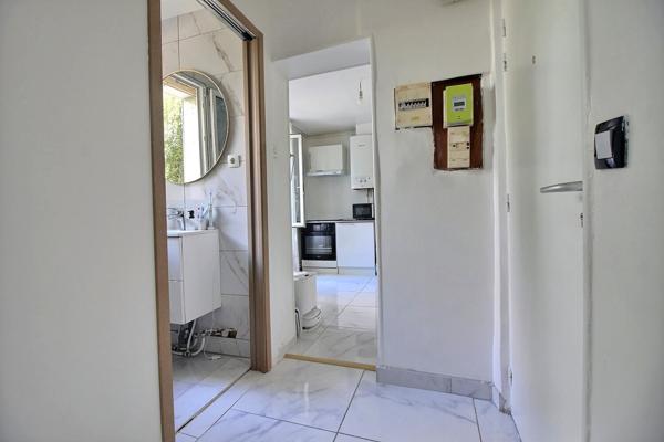Appartement L Ile Saint Denis 3 pièce(s) 44.57 m2