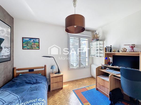 APPT FAMILIAL - 4 CH + 1 BUREAU - BALCONS - PARKING