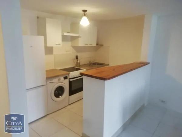 Appartement à louer 2 pièces 51.4m² Béziers (34500)