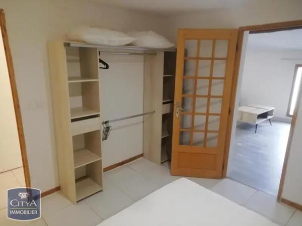 Appartement à louer 2 pièces 51.4m² Béziers (34500)