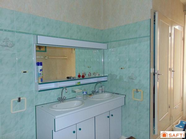 Ensemble de 2 Maisons 91m² et 30m², 3 chs et 1ch, centre bourg Athis de l'Orne