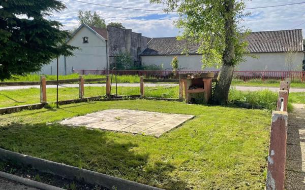 Appartement à vendre    3 pièces •  La Houssière