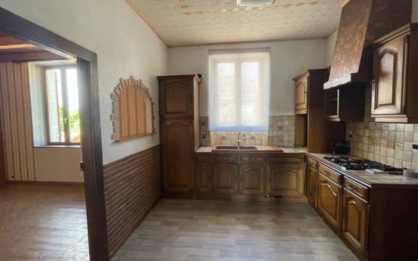 Appartement à vendre    3 pièces •  La Houssière