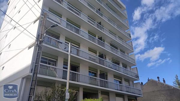 Appartement à louer 2 pièces 60.15m² Châteauroux (36000)