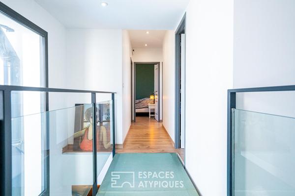 Élégante villa contemporaine avec piscine dans un secteur recherché
