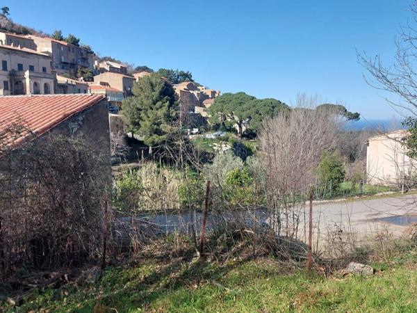 Terrain Constructible de 1100 m²