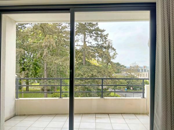 Appartement à vendre    3 pièces • 84 m2 Cholet