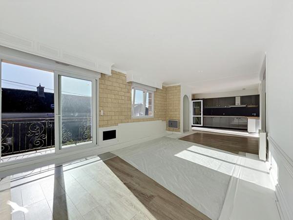 Maison 176 714 € Landivisiau 5 p 117 m² DPE D