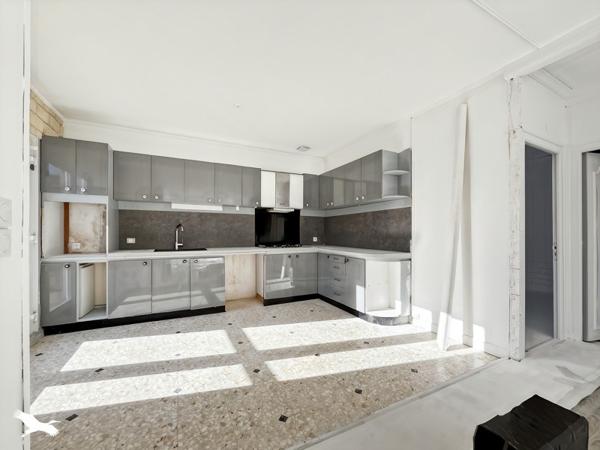 Maison 176 714 € Landivisiau 5 p 117 m² DPE D