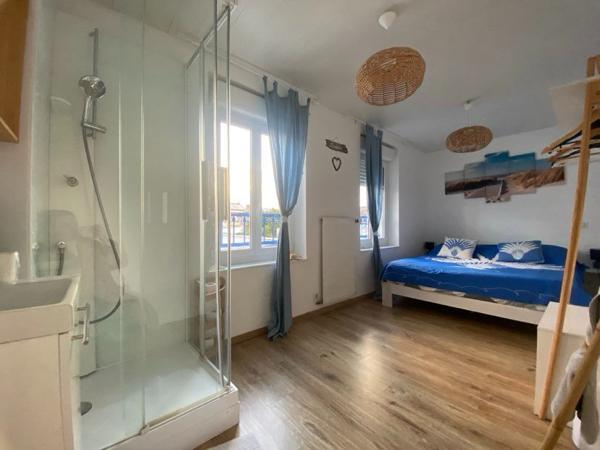 Appartement Rue 5 pièces 86 m2
