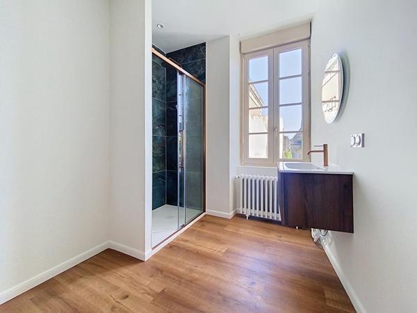 Maison Chalonnes Sur Loire 9 pièce(s) 207 m2