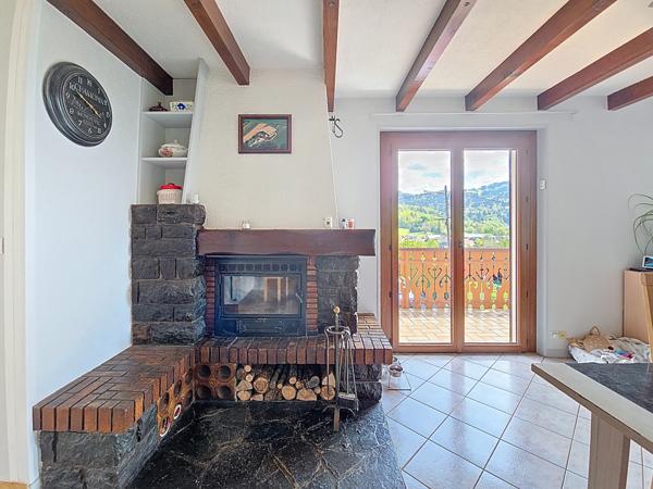 Agréable châlet avec vue sur les Mémises