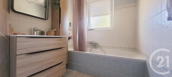 Appartement F4 à vendre  3 pièces - 67,07 m 2   SCHILTIGHEIM  - 67