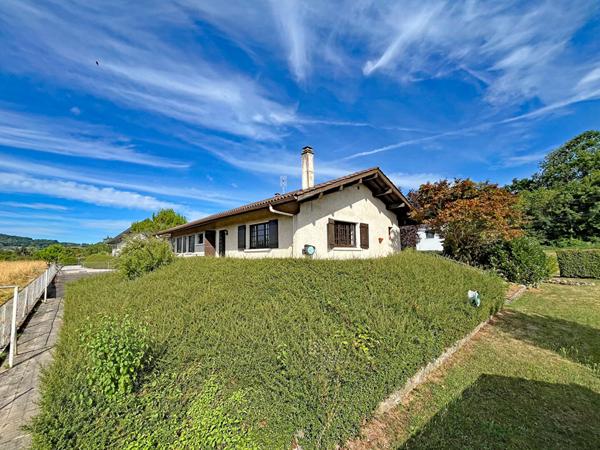 Villa familiale de plain-pied , 4 chambres + bureau - Perrignier au Calme & Nature proche gare Léman Express