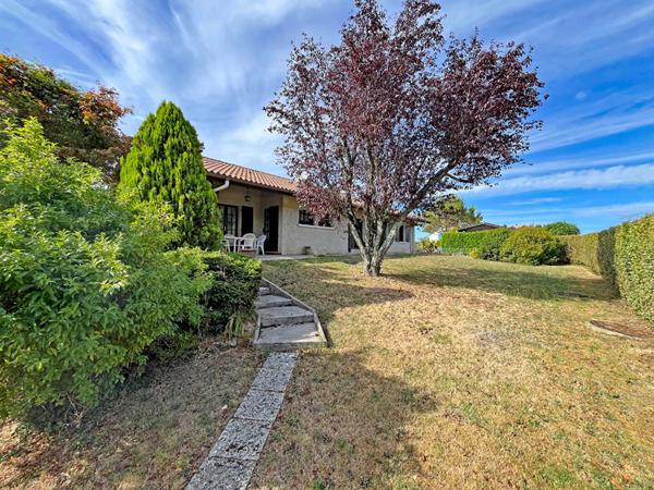 Villa familiale de plain-pied , 4 chambres + bureau - Perrignier au Calme & Nature proche gare Léman Express