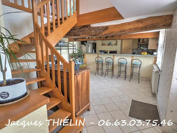 Authentique longère de campagne - 400 m² de dépendances et grand terrain