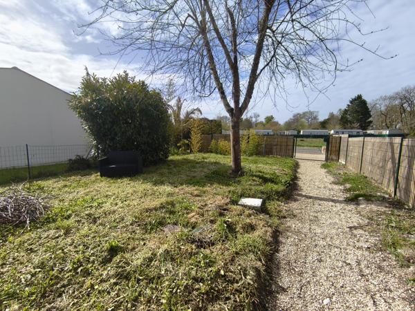 Maison
                                                                                                                                                                                                                                                                                                                        3 pièce(s)                                                                                                                                                                                                          2 chambre(s)                                                                                                                                                                                                          93.23  m²