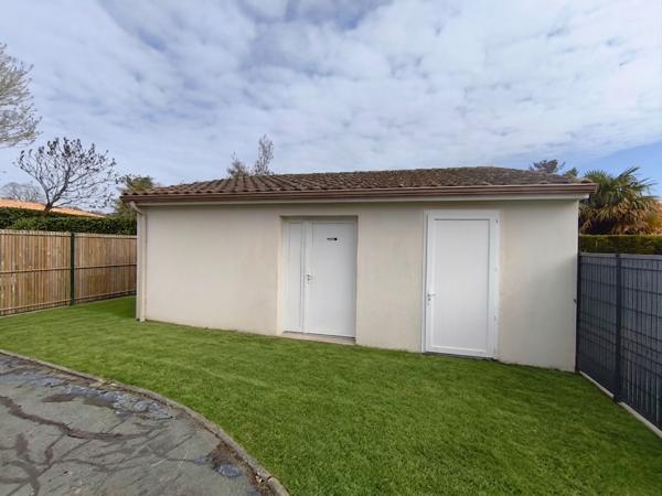 Maison
                                                                                                                                                                                                                                                                                                                        3 pièce(s)                                                                                                                                                                                                          2 chambre(s)                                                                                                                                                                                                          93.23  m²