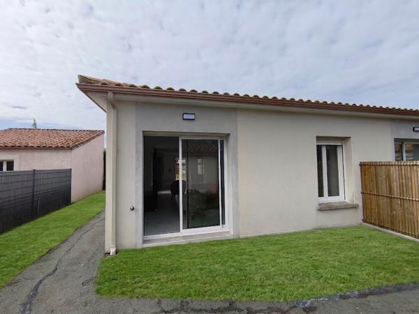 Maison
                                                                                                                                                                                                                                                                                                                        3 pièce(s)                                                                                                                                                                                                          2 chambre(s)                                                                                                                                                                                                          93.23  m²