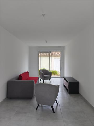 Maison
                                                                                                                                                                                                                                                                                                                        3 pièce(s)                                                                                                                                                                                                          2 chambre(s)                                                                                                                                                                                                          93.23  m²
