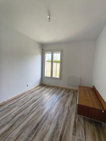Maison
                                                                                                                                                                                                                                                                                                                        3 pièce(s)                                                                                                                                                                                                          2 chambre(s)                                                                                                                                                                                                          93.23  m²
