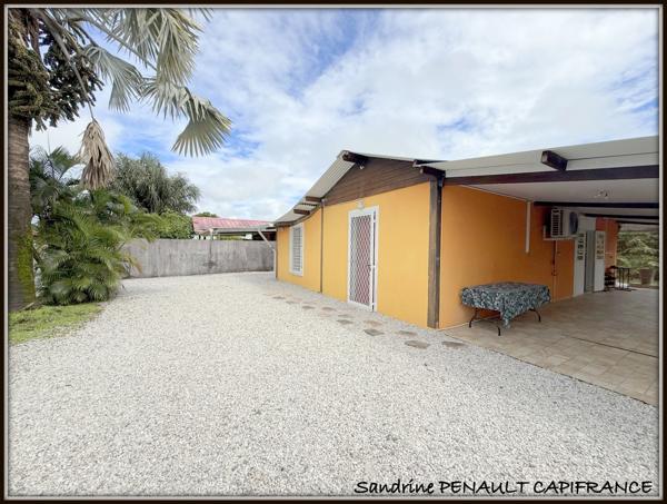 A VENDRE A KOUROU (GUYANE FRANCAISE) UNE CHARMANTE MAISON INDIVIDUELLE T4 de 90 m² - TERRAIN DE 367 m² - AU PRIX DE 263 000 €.