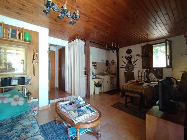 Immeuble de rapport avec 3 appartements loué.