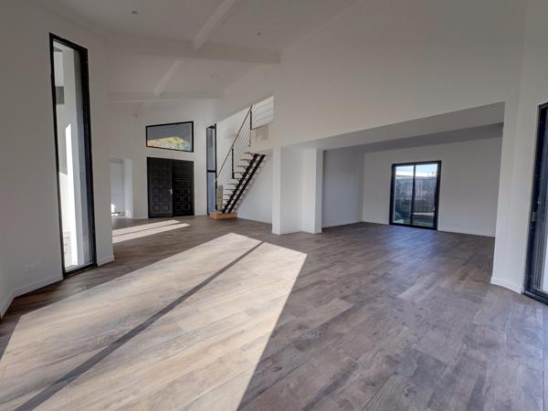 La Teste de Buch ! Maison 4 pièces de 120 m2, piscine, garage, parcelle de 669 m2