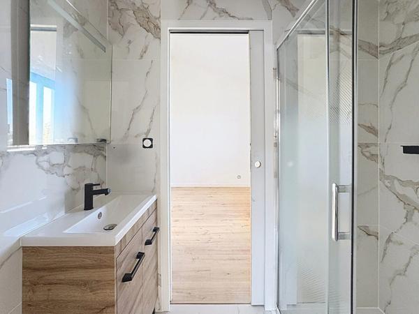 La Teste de Buch ! Maison 4 pièces de 120 m2, piscine, garage, parcelle de 669 m2