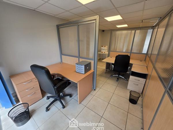 Local 49.74 m² à Blanquefort 33290