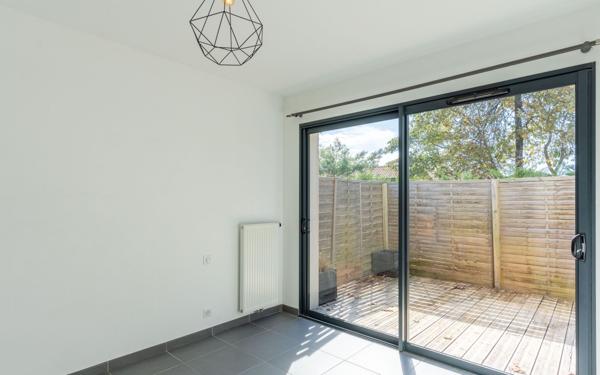 Maison à vendre    4 pièces •  Biscarrosse