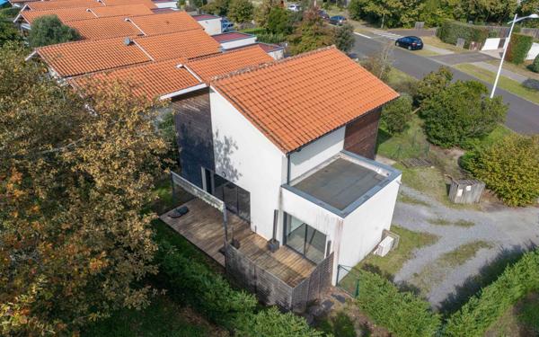 Maison à vendre    4 pièces •  Biscarrosse