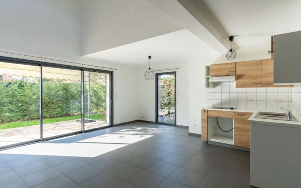 Maison à vendre    4 pièces •  Biscarrosse