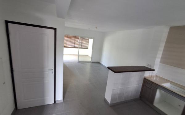 Appartement à vendre    2 pièces • 40,69 m2 Cayenne
