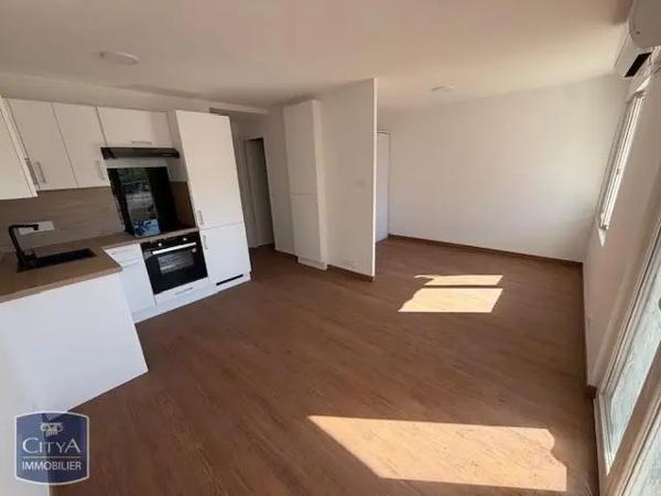 Appartement à vendre 1 pièce 27m² Six-Fours-les-Plages (83140)