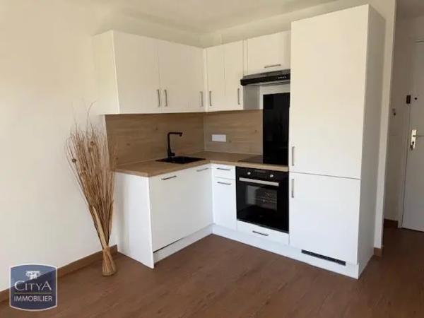 Appartement à vendre 1 pièce 27m² Six-Fours-les-Plages (83140)