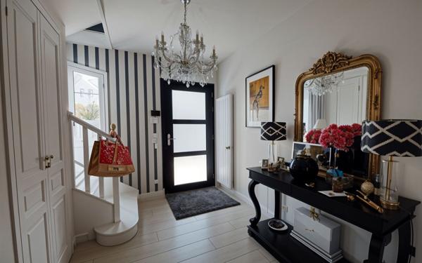 Maison à vendre    7 pièces •  Bailly-Romainvilliers