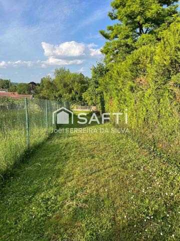 Situé à Pont-sur-Yonne (89140)
