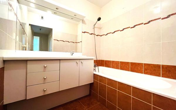 Appartement à vendre    3 pièces • 68,90 m2 Lyon 5