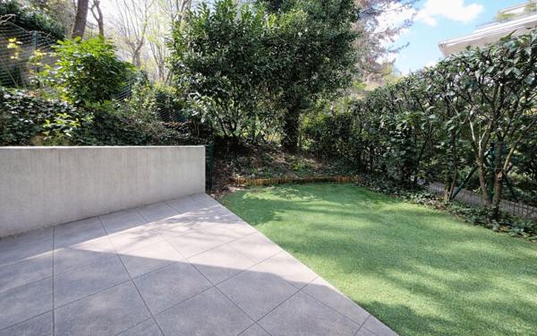 Appartement à vendre    3 pièces • 68,90 m2 Lyon 5