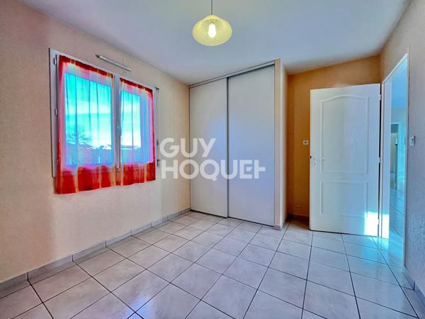 Charmante maison de plain-pied, 2 chambres, un garage