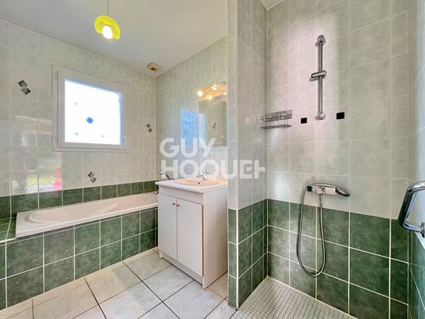 Charmante maison de plain-pied, 2 chambres, un garage