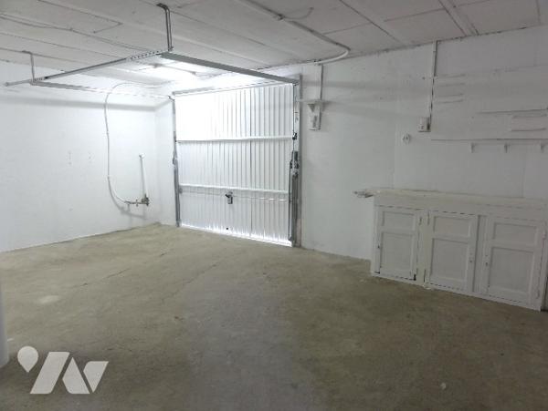 LONGLAVILLE - PAVILLON F4 76 M² ENTIEREMENT RENOVE