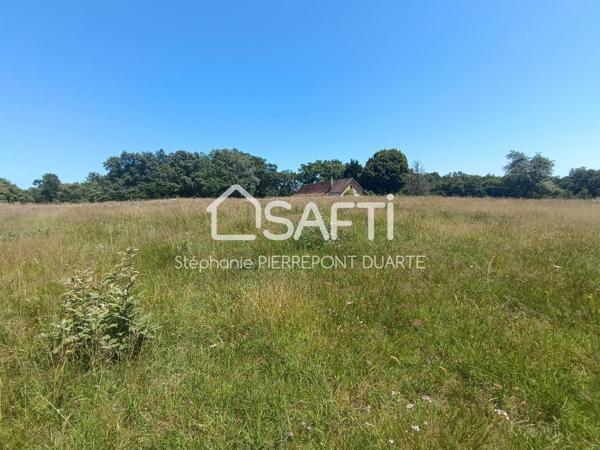 A MILHAC ET AUBEROCHE - TERRAIN 1 446m2