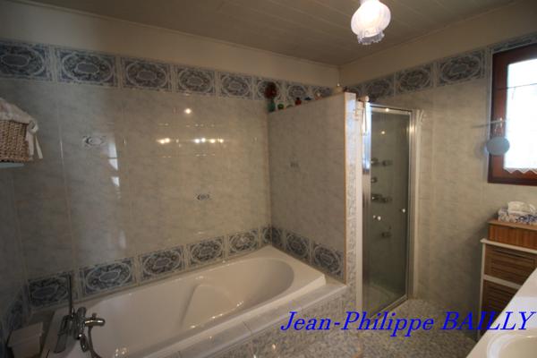 Maison à vendre 5 pièces BORDES (64)