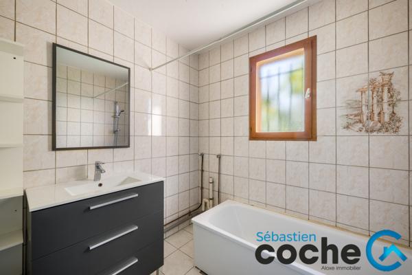 Simandres (69360) Exclusivité SIMANDRES - Maison 105m² + sous-sol 110m² - Parcelle 1243m²