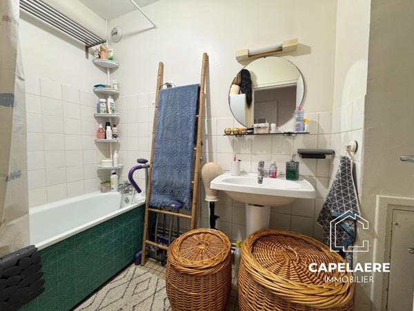 Lille (59000) Grand studio T1 bis avec parking à Lille