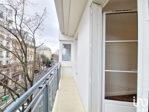 Appartement 3 pièces de 58 m² à Paris (75020)